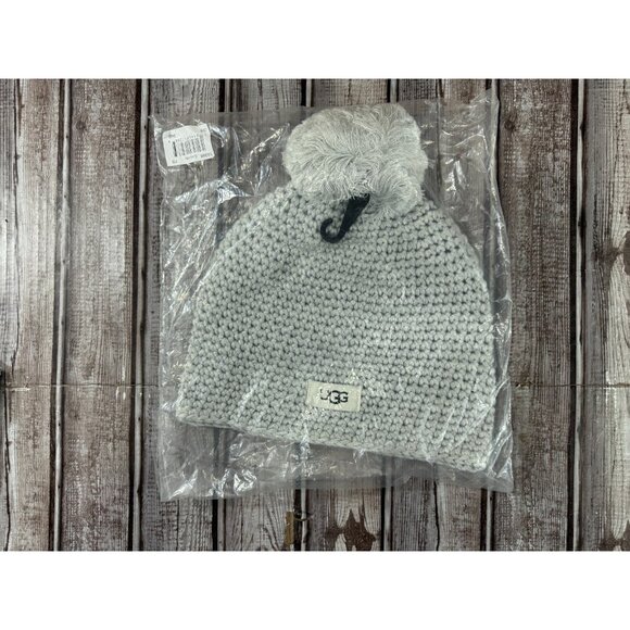 UGG Pom-Pom Beanie hat one size color GREYHTHR NWT $55 MSRP - Picture 1 of 3